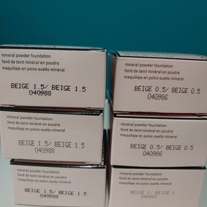 Mary Kay Beige .5 (2 pack) powder foundation